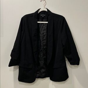 Alloy Apparel 3/4 Sleeve Black Suit Jacket